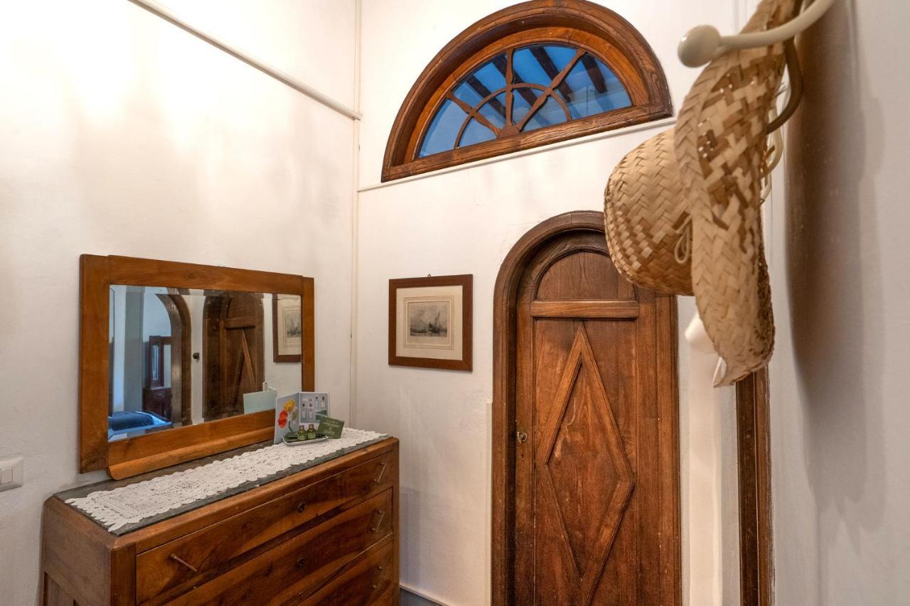Alloggi In Villa Storica Pescia Buitenkant foto